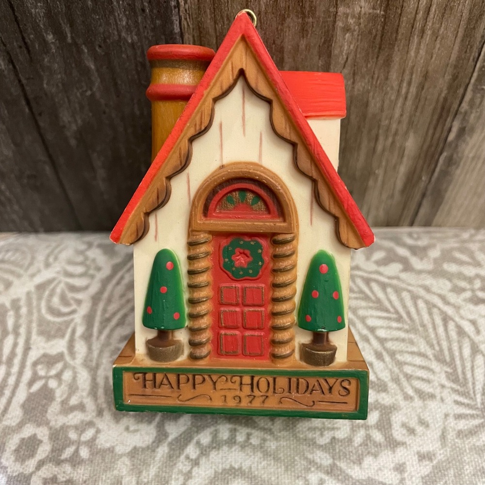 Vintage Hallmark Happy Holiday 1977 Cottage gingerbread House Christmas Ornament